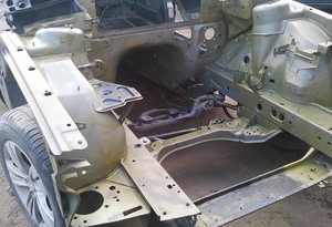 Пескоструйная очистка моторного отсека автомобиля