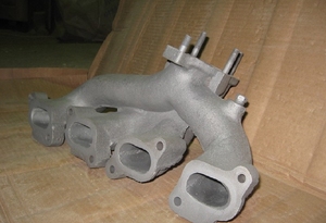 Пескоструйная очистка коллектора автомобиля