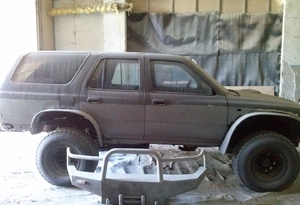 Удаление коррозии на дверях и порогах автомобиля