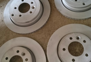 Чистка тормозных дисков