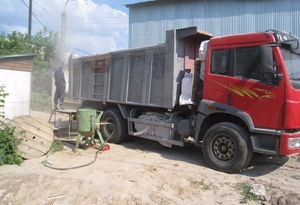 Чистка кузова Камаза пескоструем