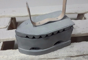 Чистка старого утюга пескоструем