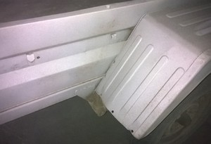 Пескоструйная чистка прицепа от старой краски. Удаление ржавчины