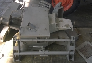 Пескоструйная чистка деталей спецтехники